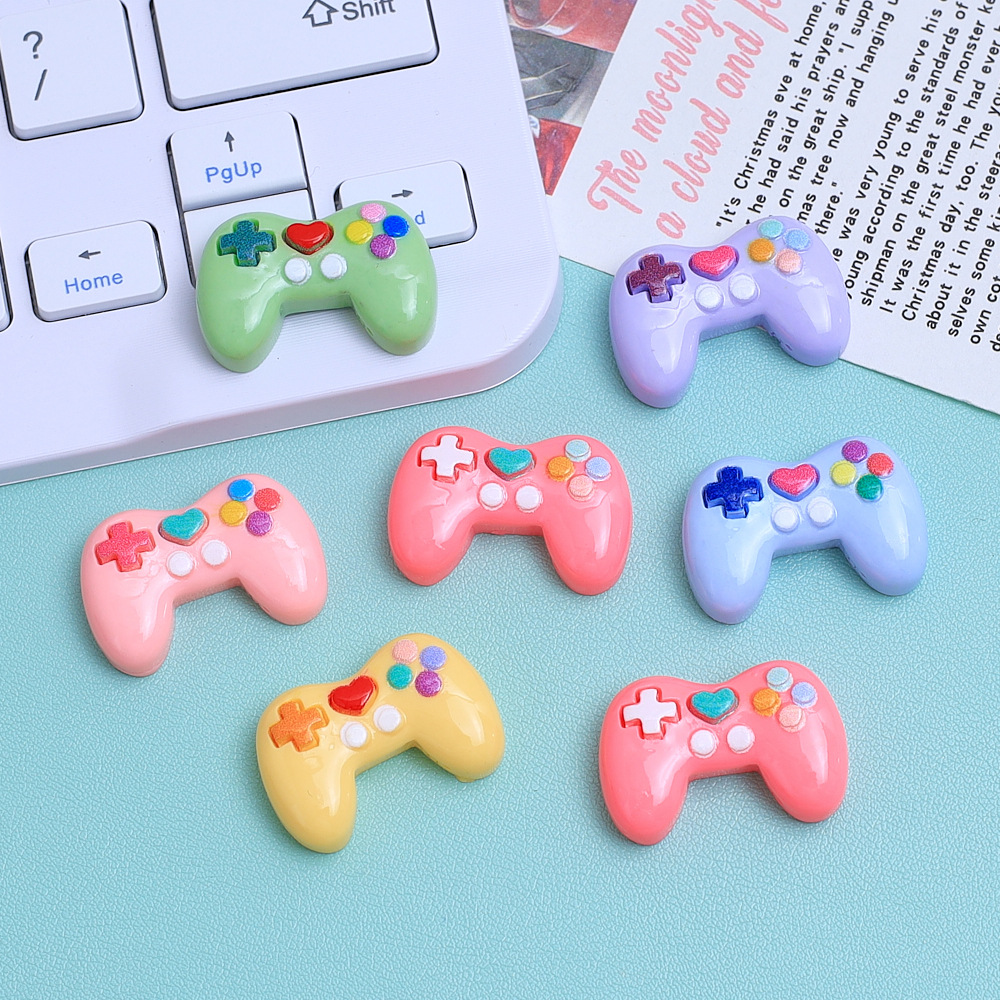 Gaming Console Keychain - 5 шт. цветных смоляных подвесок в