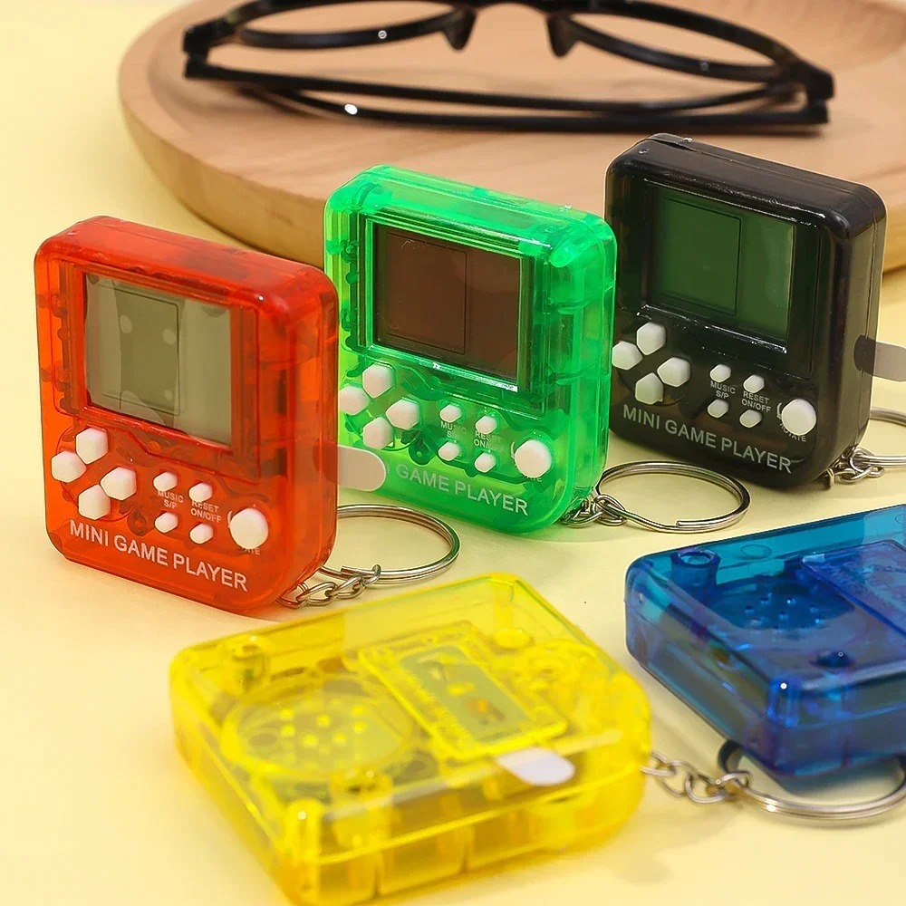 Портативная мини-игровая консо – обзор и цена Gaming Console Keychain